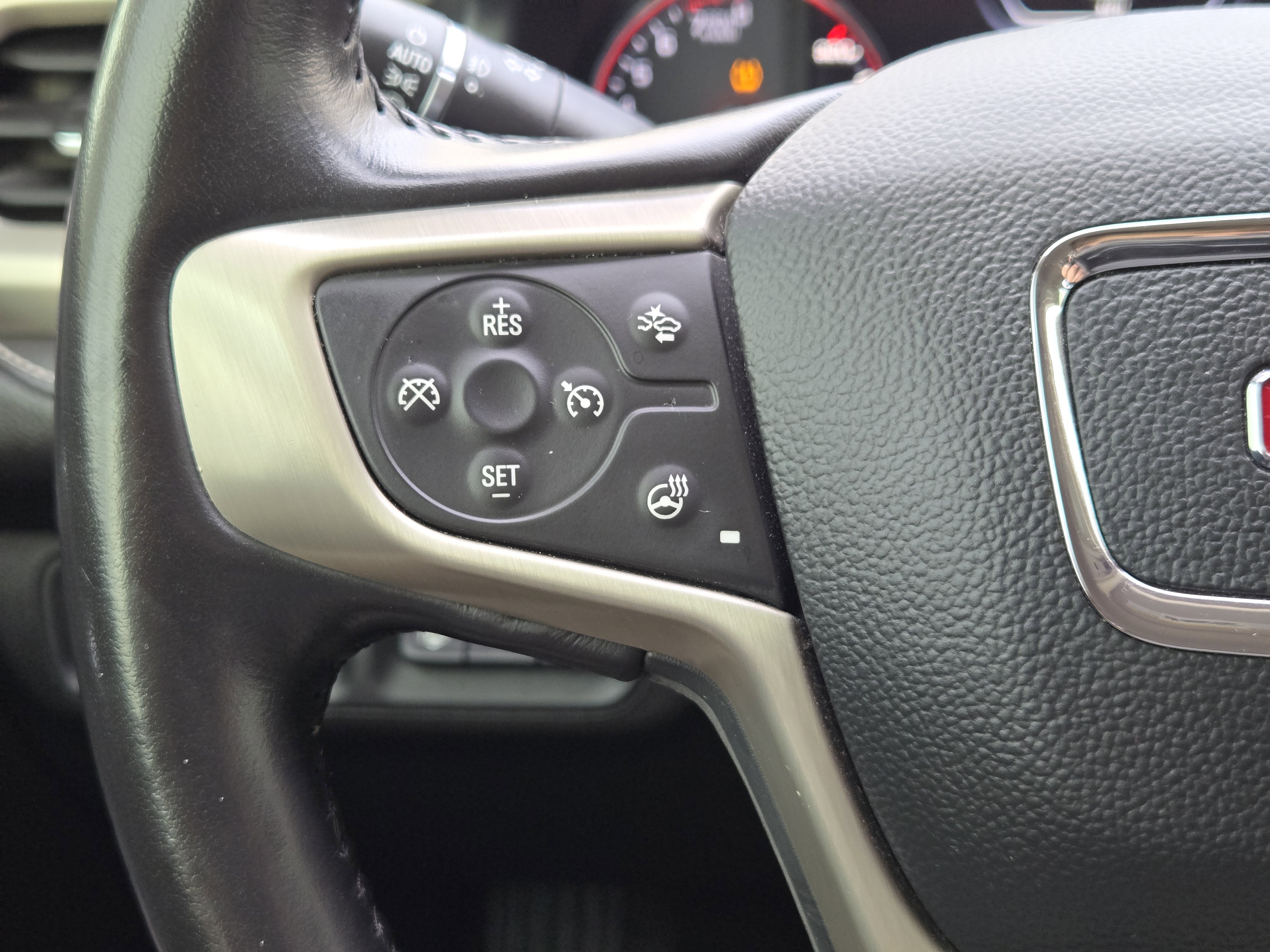 Used 2021 GMC Acadia Denali image 30