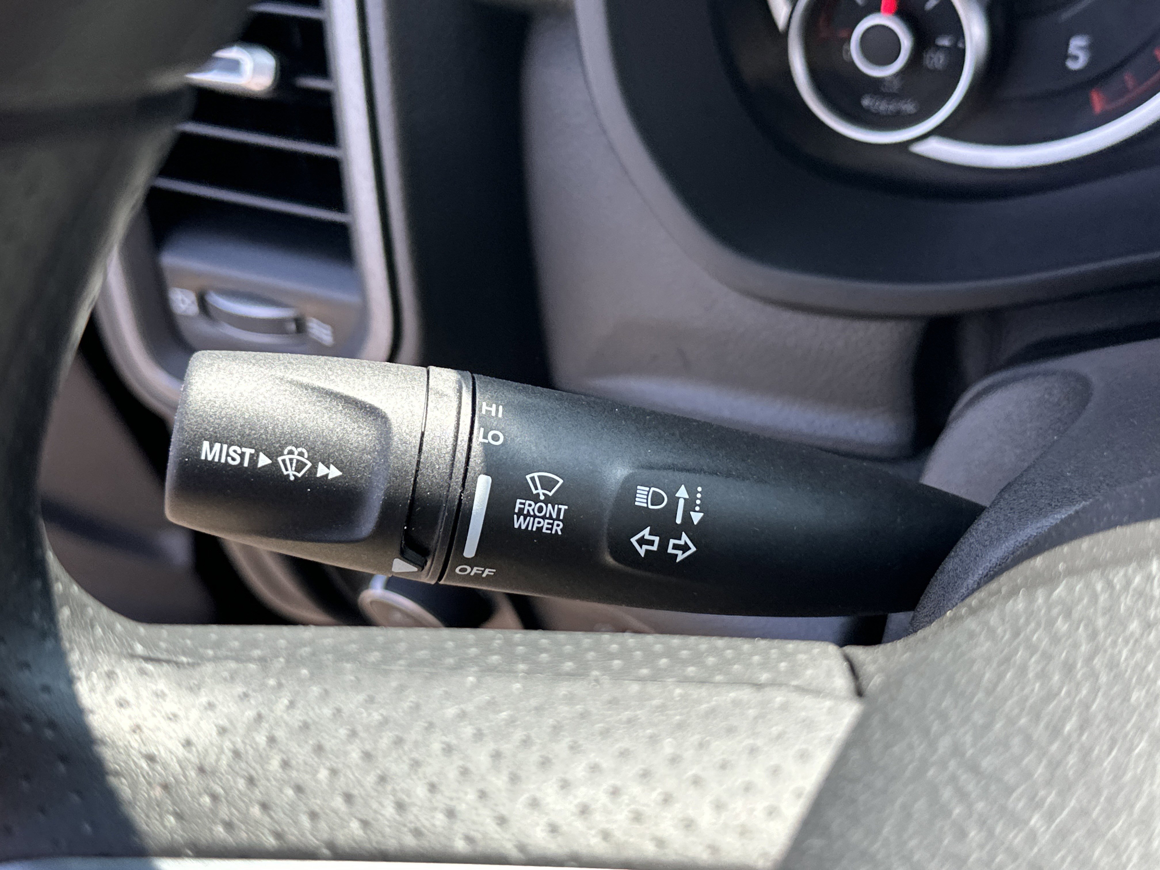 New 2025 RAM 3500 Tradesman AWD/4WD image 20