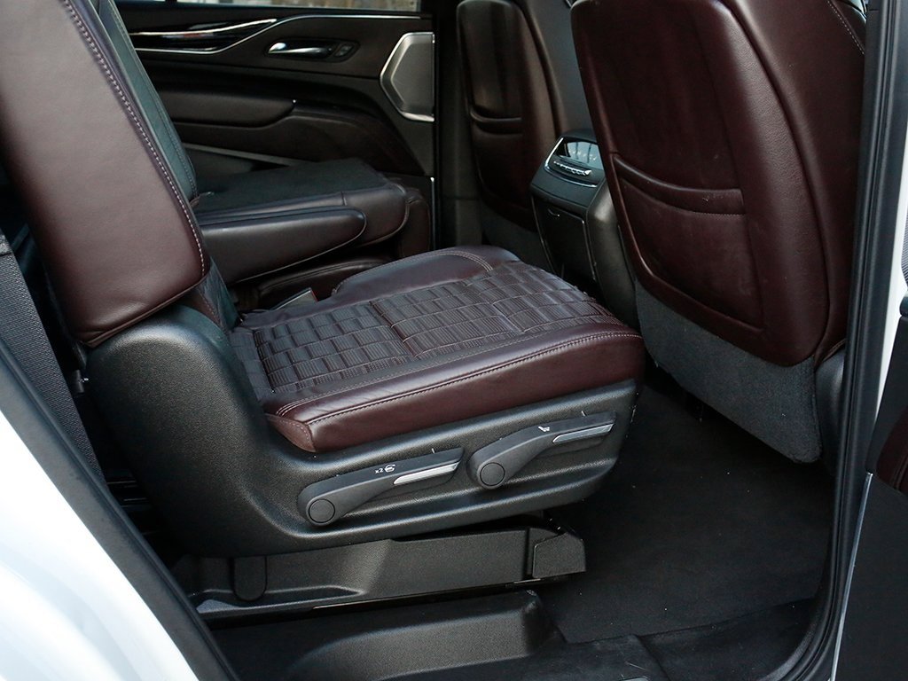 Used 2021 Cadillac Escalade Premium Luxury Platinum image 36