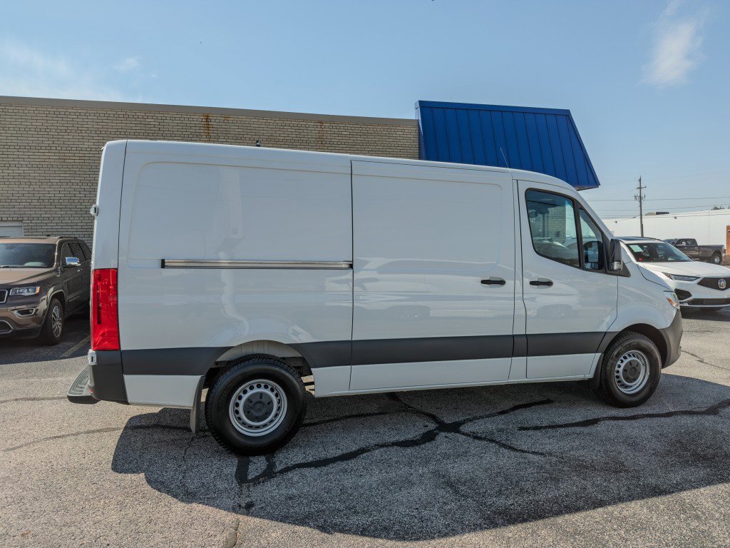 Used 2021 Mercedes-Benz Sprinter 2500 w/ Driver Convenience Package image 13