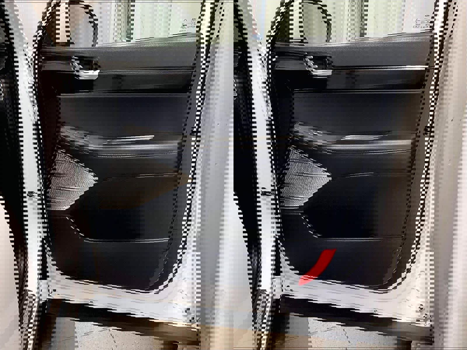 Used 2021 Hyundai Palisade Limited image 12