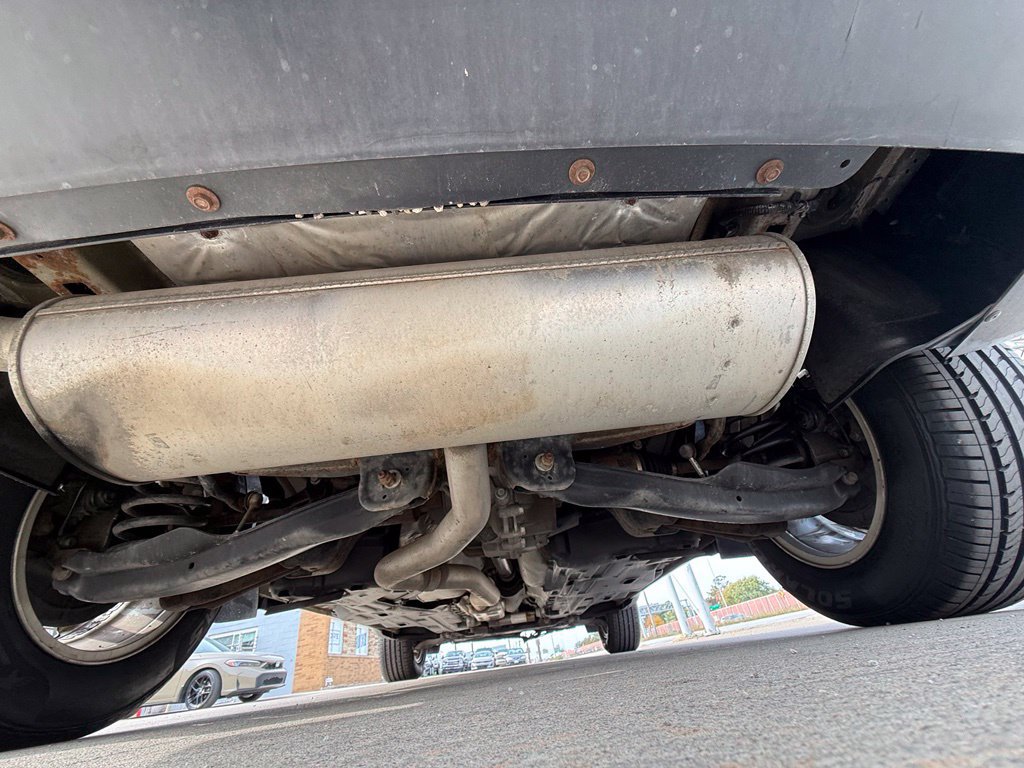 Used 2019 Jeep Cherokee Latitude w/ Cold Weather Group AWD/4WD image 15