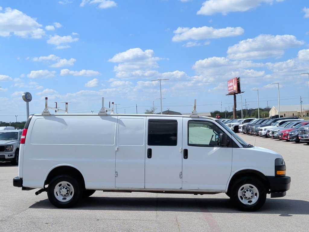 Used 2022 Chevrolet Express 2500 Extended w/ Driver Convenience Package RWD image 9
