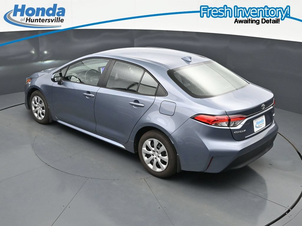 Used 2025 Toyota Corolla LE FWD image 22