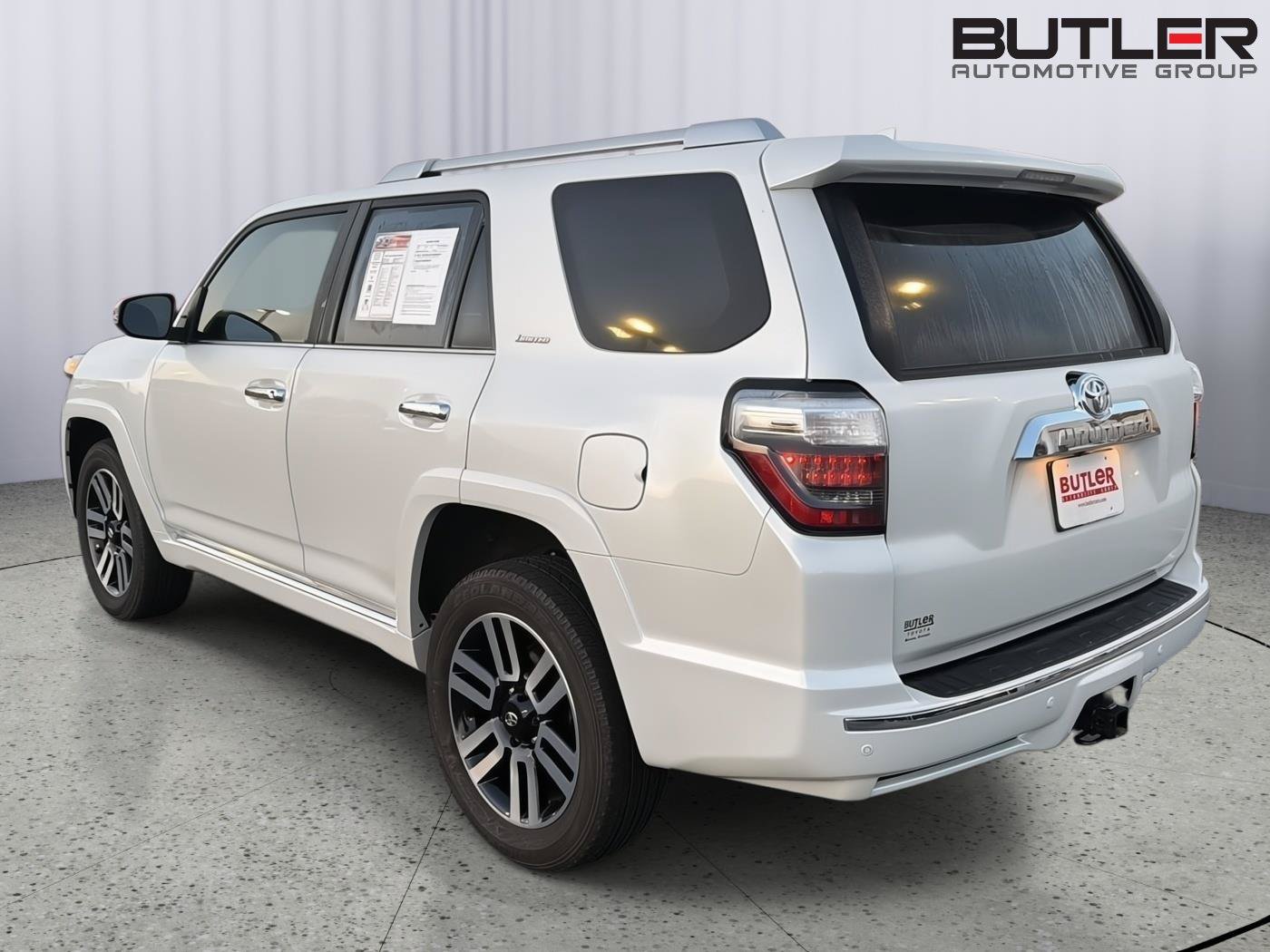 Certified 2024 Toyota 4Runner Limited AWD/4WD image 4
