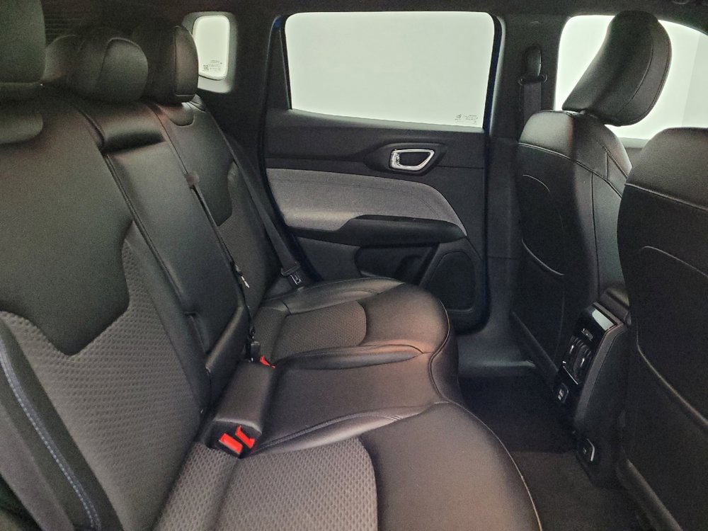 Used 2024 Jeep Compass Latitude image 19