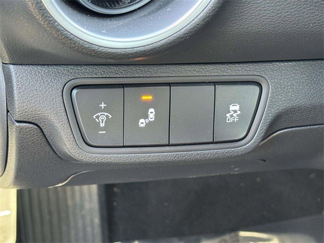 Certified 2023 Kia Forte LXS w/ LXS Technology Package image 21