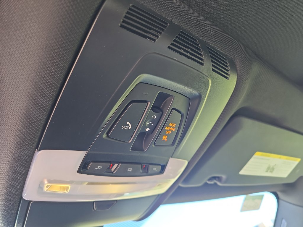 Used 2018 BMW X5 xDrive40e image 23