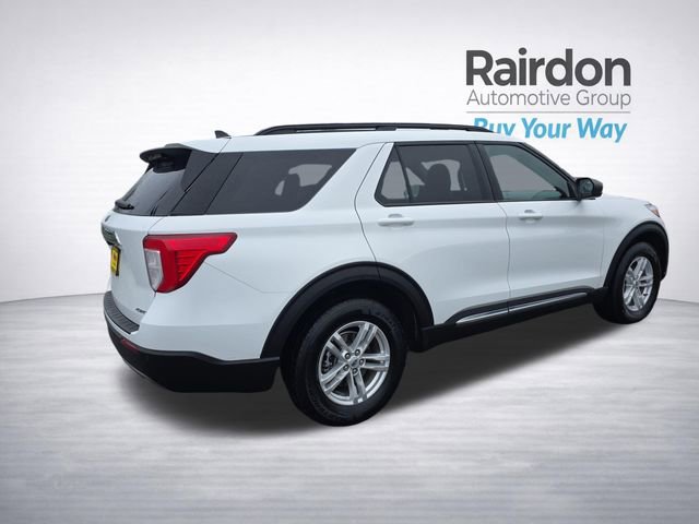 Used 2023 Ford Explorer XLT w/ Equipment Group 202A image 9