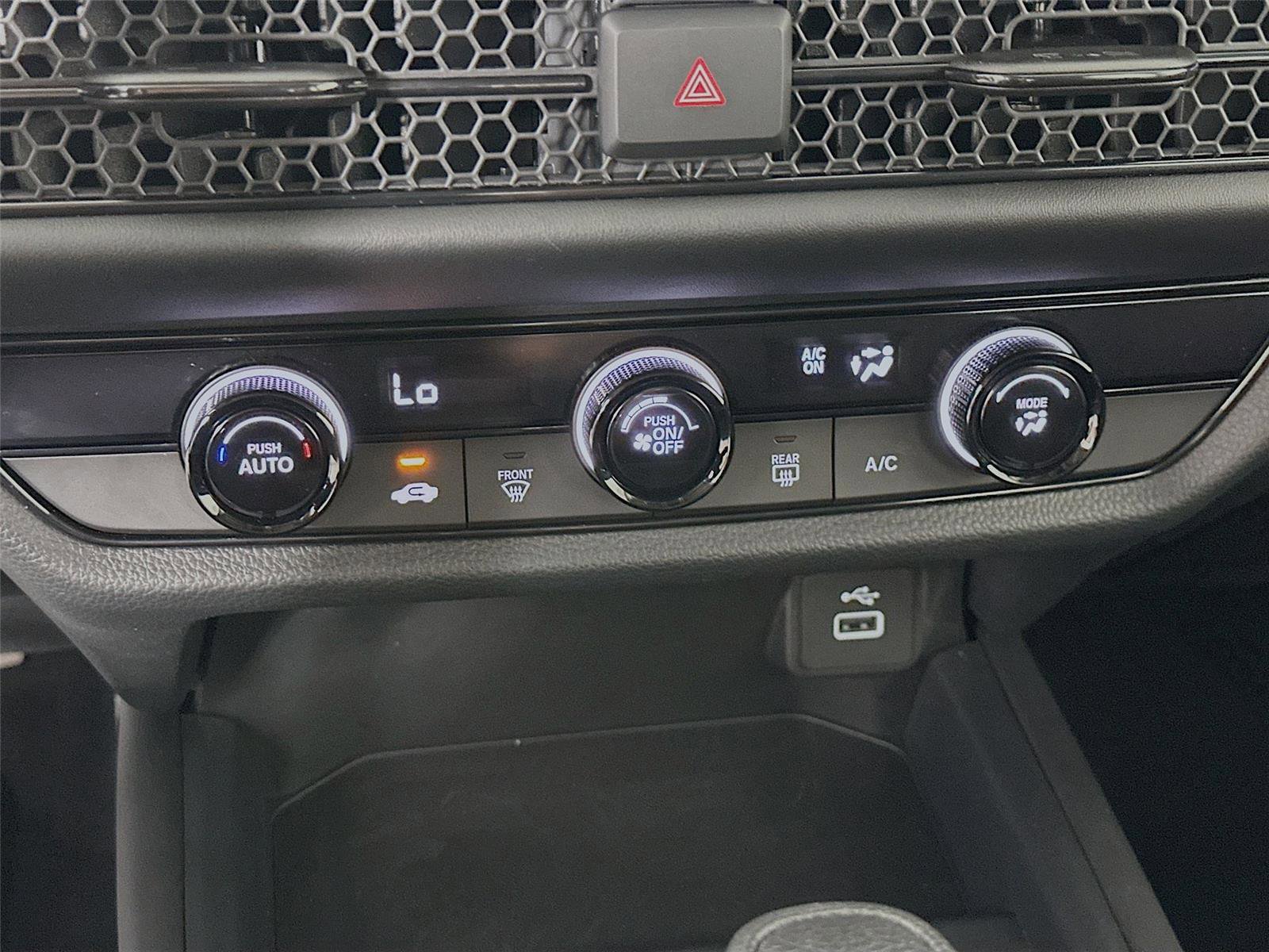 Certified 2023 Honda HR-V LX image 9
