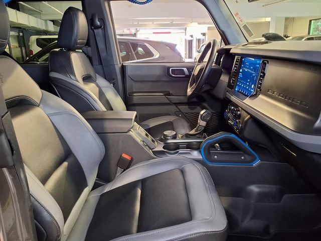Used 2024 Ford Bronco Black Diamond AWD/4WD image 31