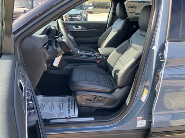 New 2026 Ford Explorer ST-Line w/ Premium Package image 29