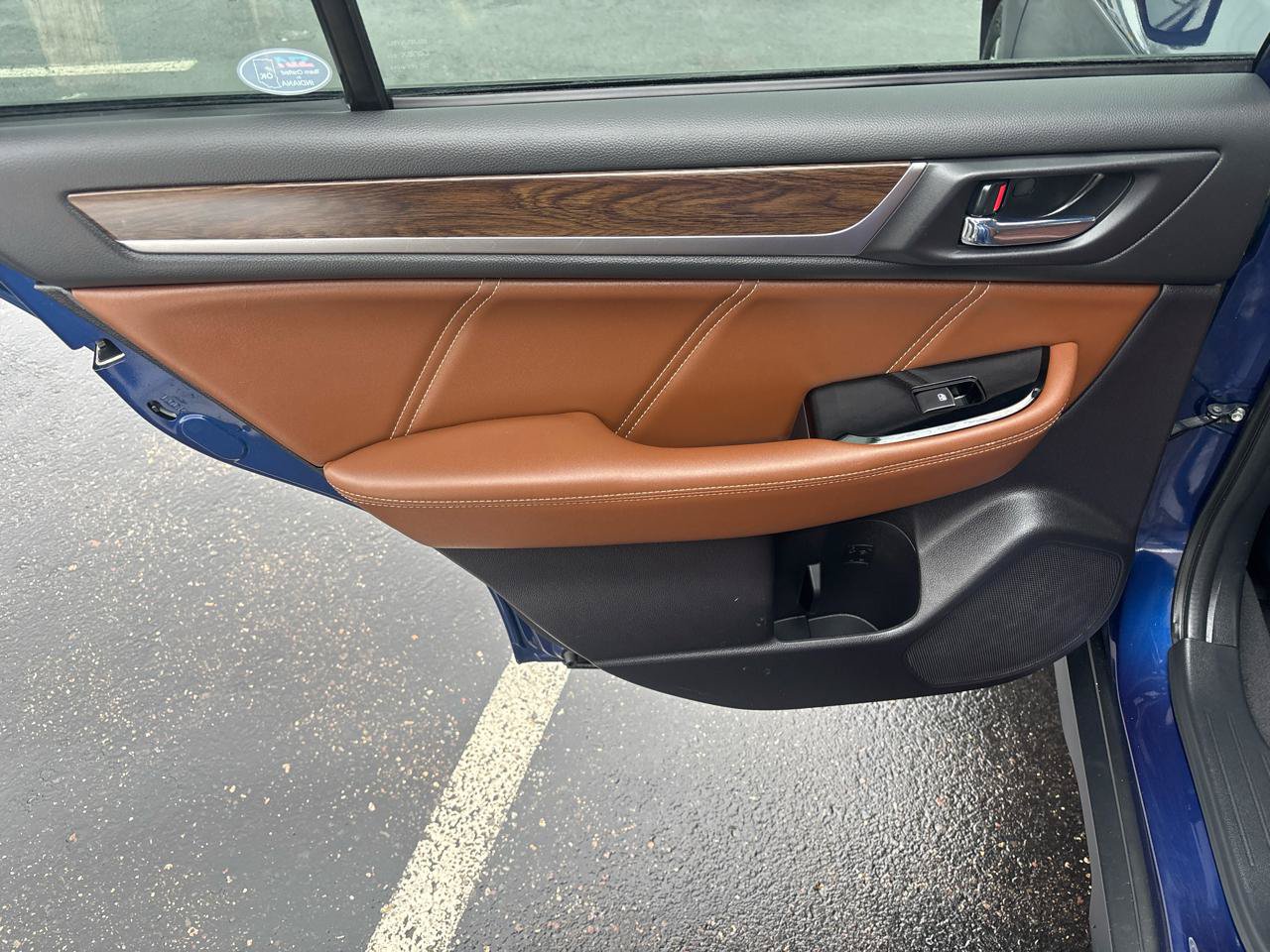 Used 2017 Subaru Outback 2.5i Touring AWD/4WD image 29