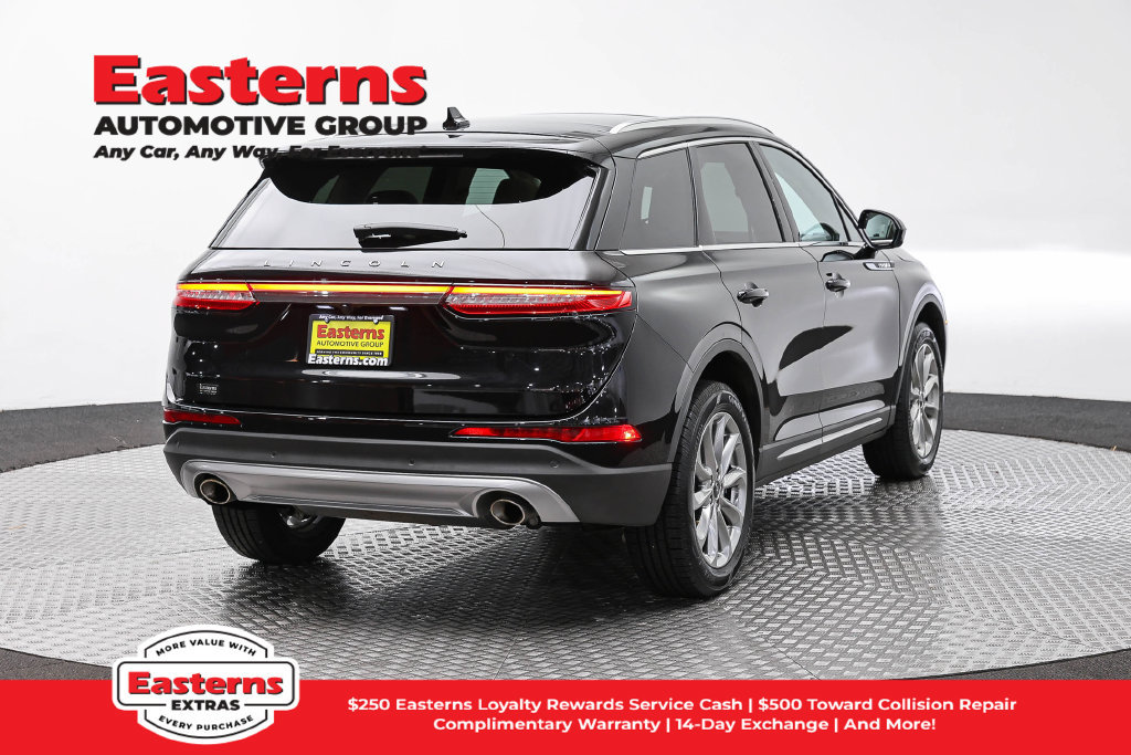 Used 2022 Lincoln Corsair FWD w/ Premium Package image 6