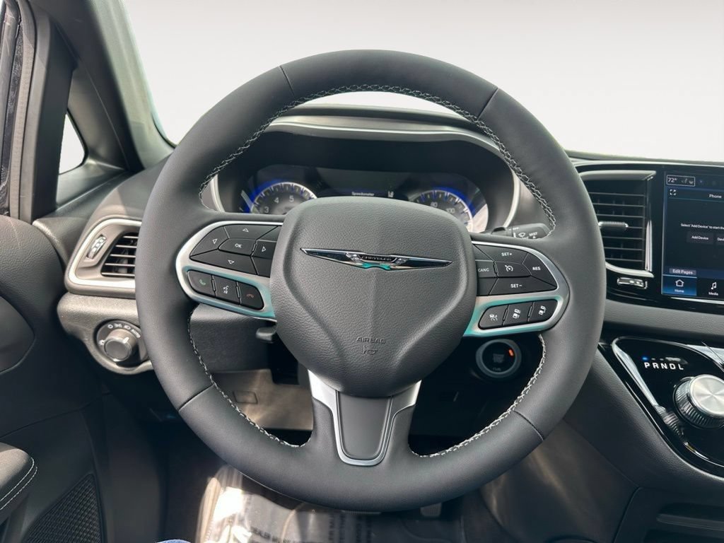 New 2026 Chrysler Voyager LX FWD image 26