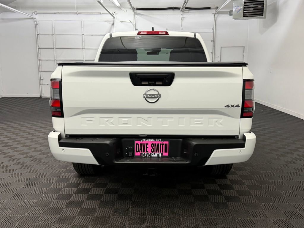 Used 2025 Nissan Frontier SV AWD/4WD image 10