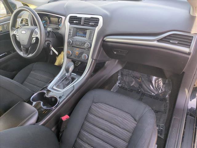 Used 2016 Ford Fusion SE image 20