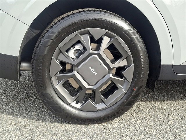 New 2026 Kia Carnival EX image 5