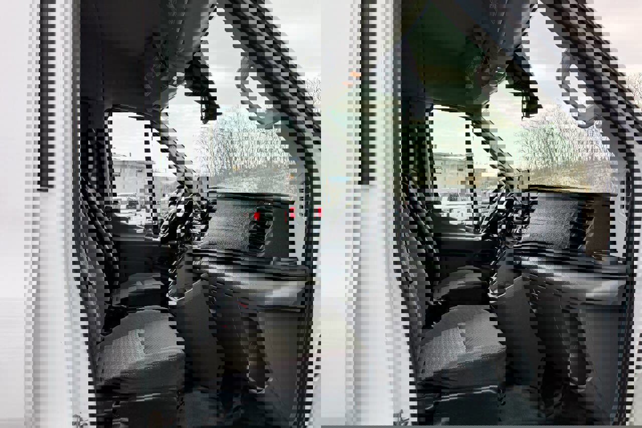 Used 2021 Ford Transit 350 XLT image 11