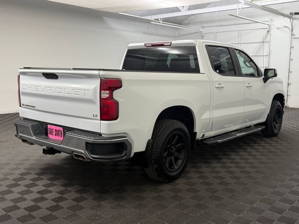 Used 2022 Chevrolet Silverado 1500 LT AWD/4WD image 9
