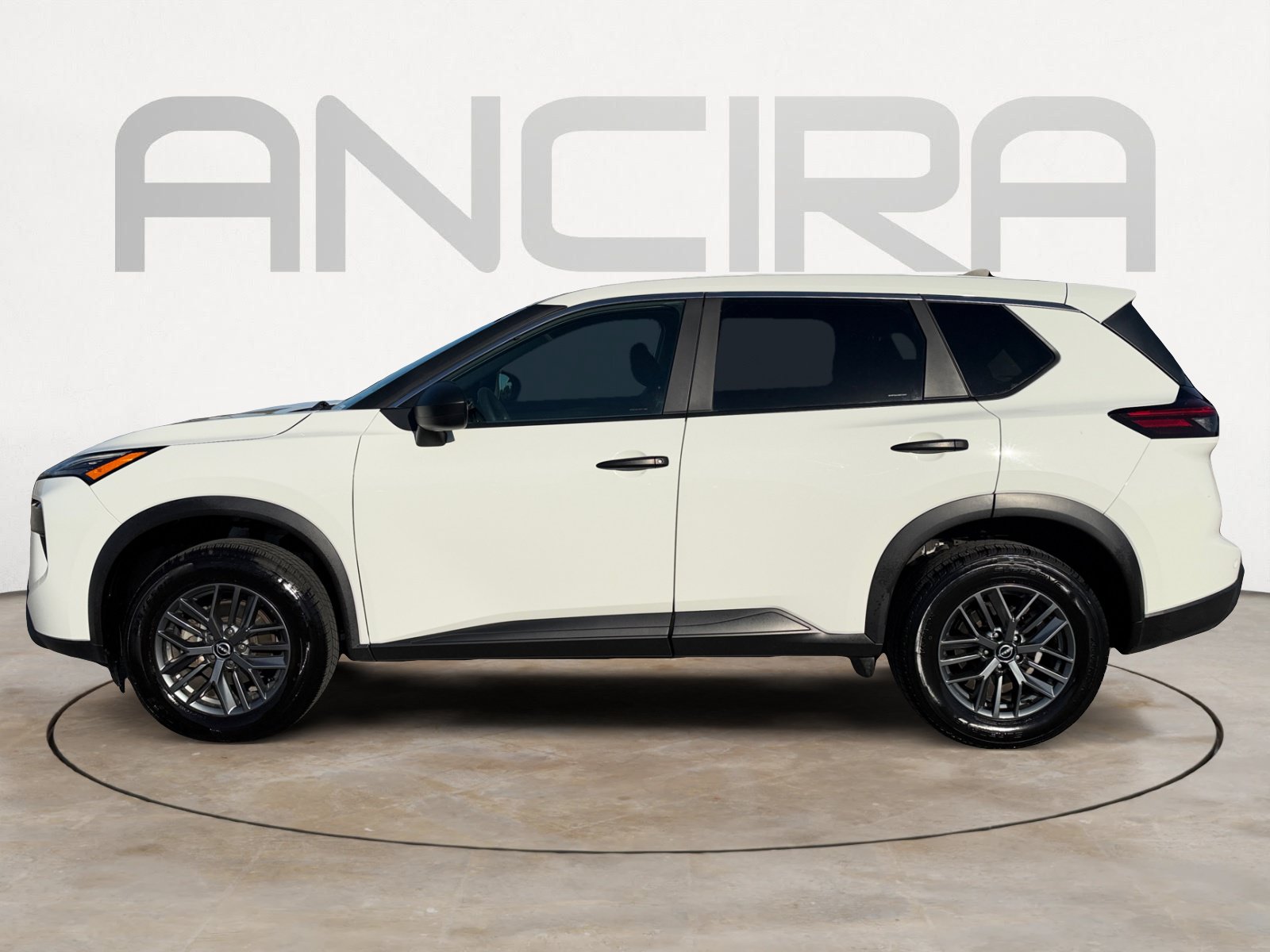 Used 2024 Nissan Rogue S FWD image 7
