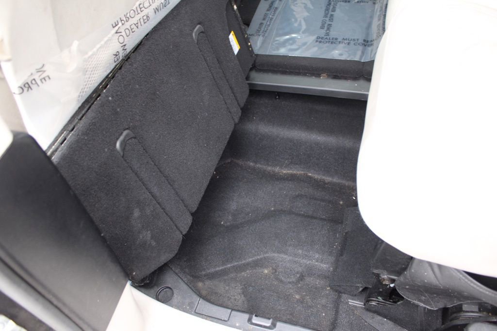 Used 2017 Chrysler Pacifica Touring-L image 27