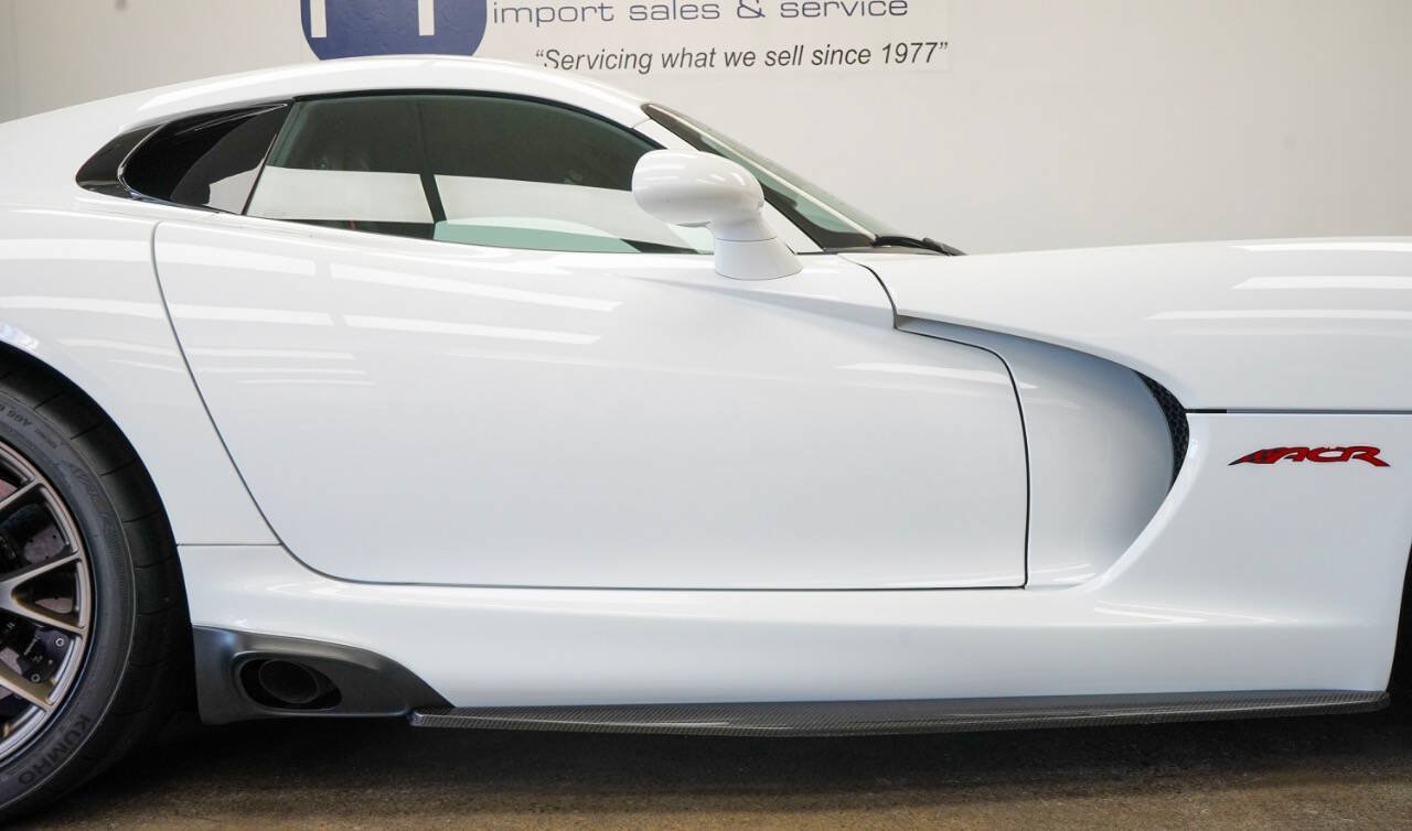 Used 2017 Dodge Viper GTC w/ ACR Package RWD image 16