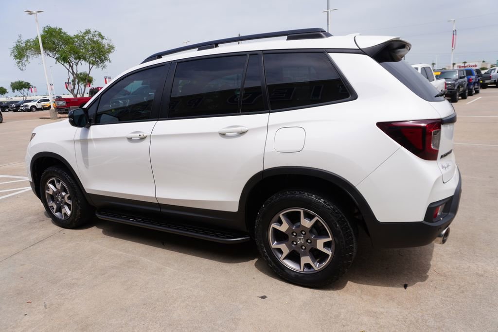 Used 2023 Honda Passport TrailSport image 4