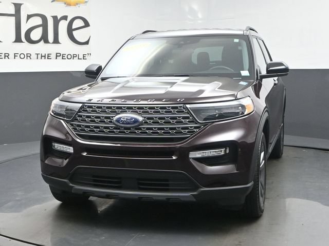 Used 2023 Ford Explorer XLT w/ Equipment Group 202A AWD/4WD image 7