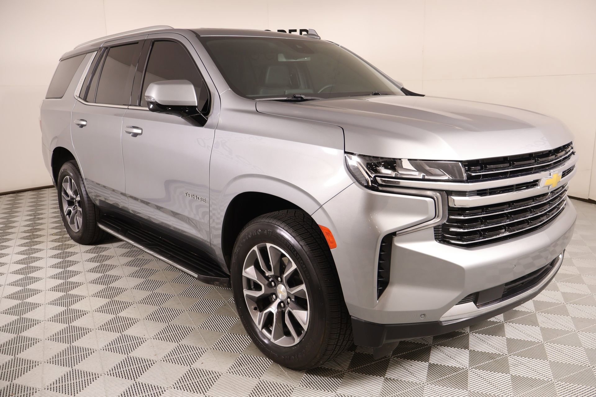 Used 2023 Chevrolet Tahoe LT w/ Luxury Package image 1