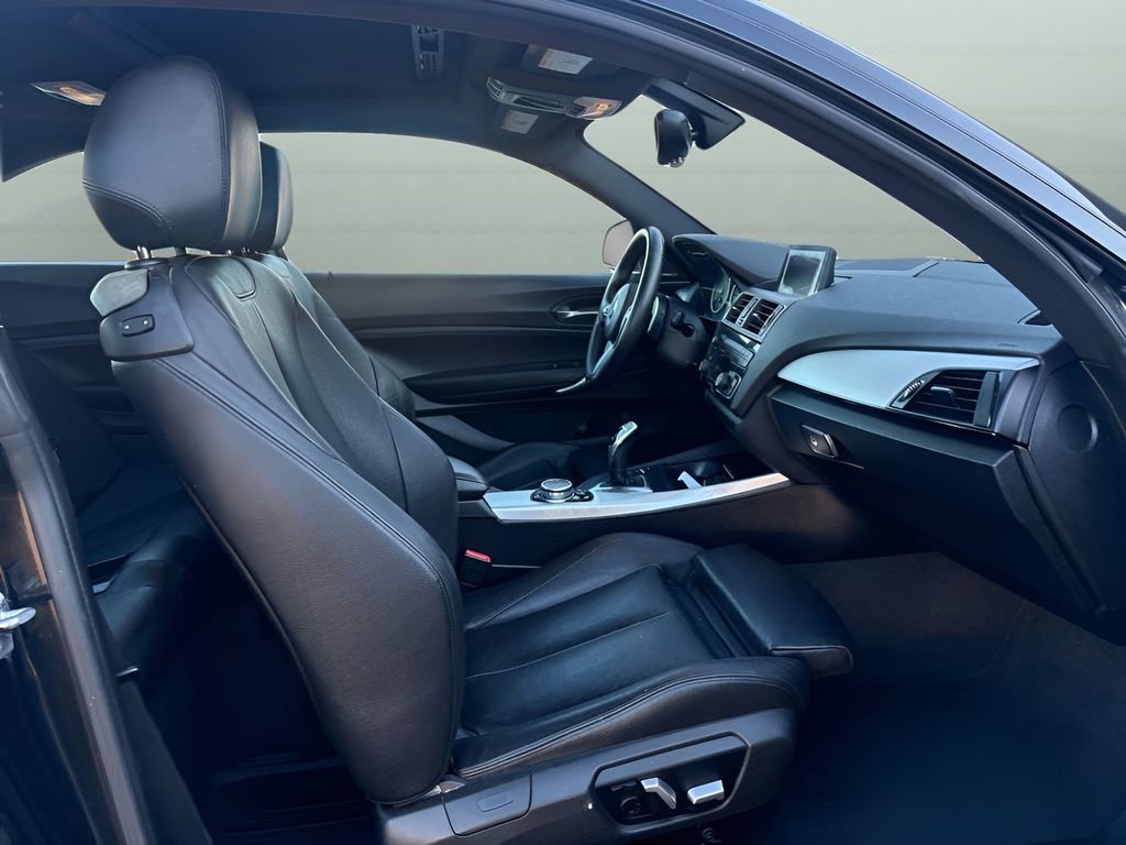 Used 2016 BMW M235i xDrive Coupe image 16