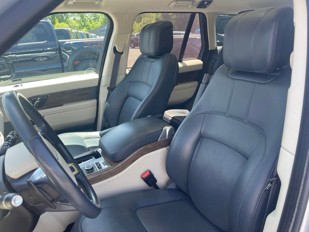 Used 2019 Land Rover Range Rover HSE AWD/4WD image 20