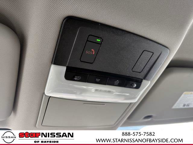 Certified 2022 Nissan Rogue SV image 26