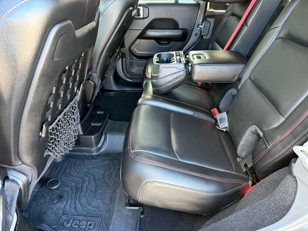 Used 2020 Jeep Wrangler Unlimited Rubicon w/ Quick Order Package 28Y Recon image 25