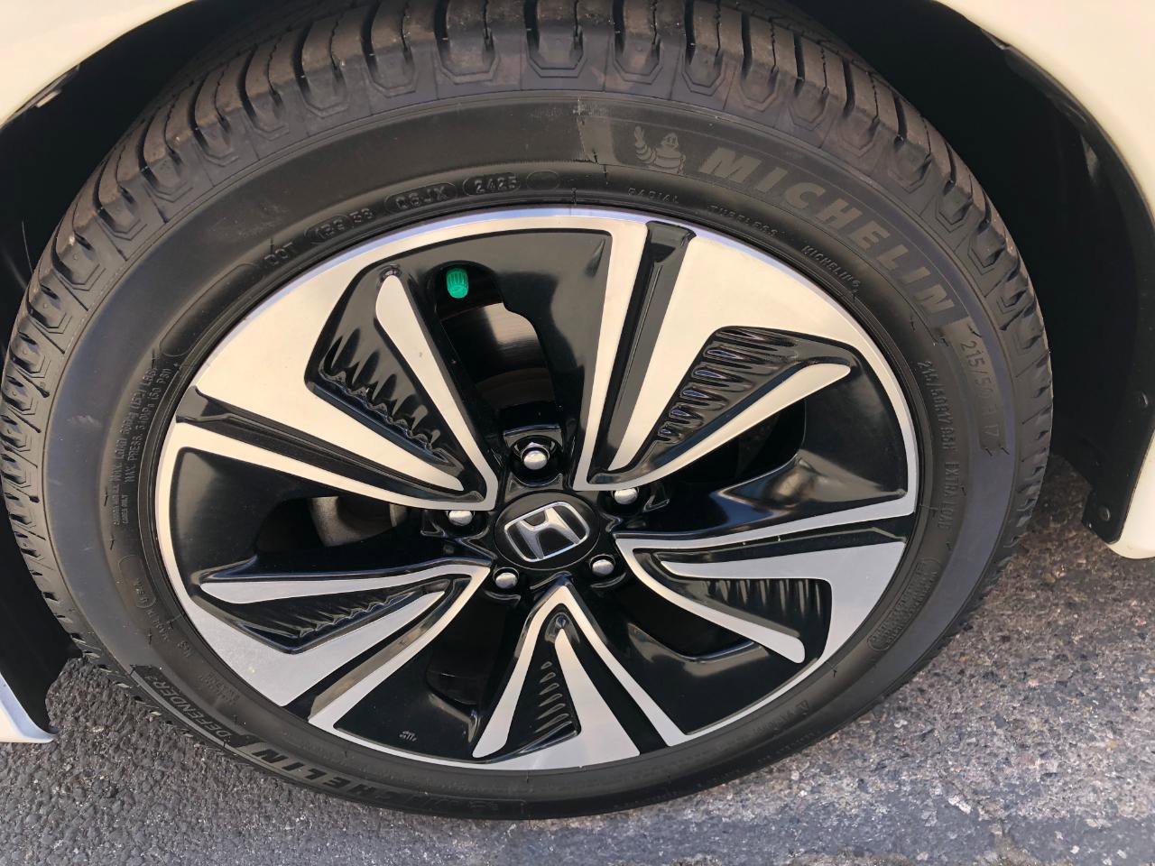 Used 2016 Honda Civic EX-L image 12