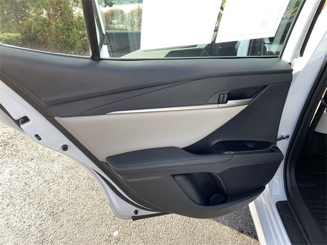 Used 2025 Toyota Camry XLE image 15