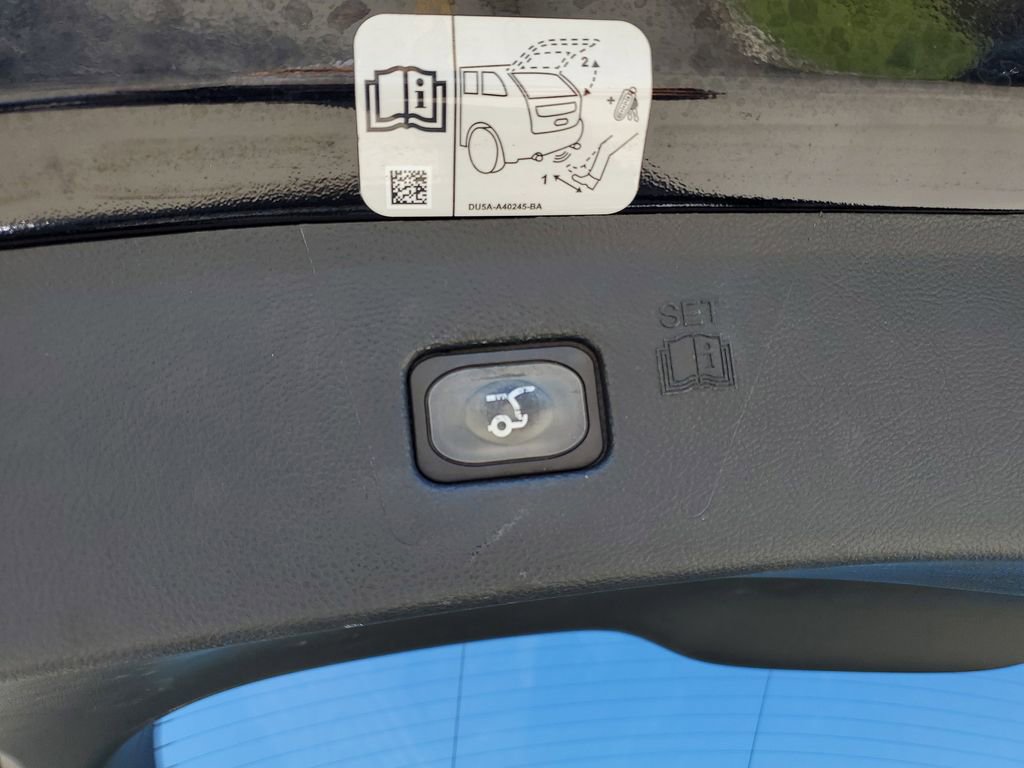 Used 2020 Ford Edge ST w/ Equipment Group 401A image 8