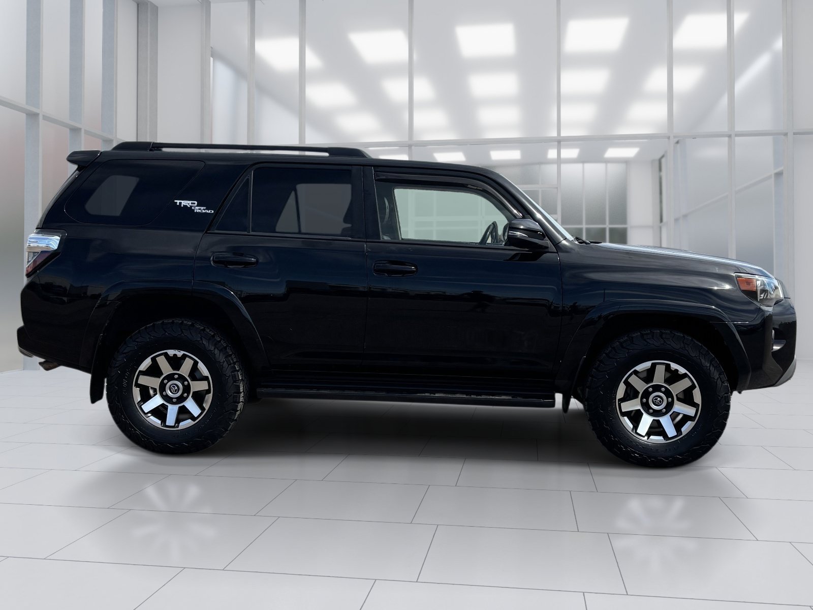 Used 2021 Toyota 4Runner TRD Off-Road Premium AWD/4WD image 7