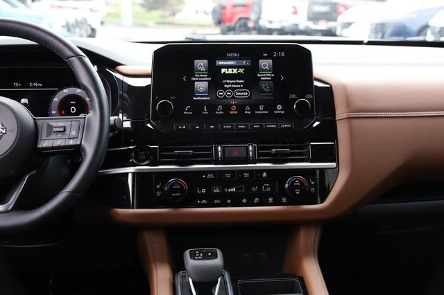 Certified 2025 Nissan Pathfinder Platinum w/ Cargo Package FWD image 28