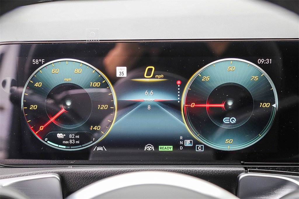 Used 2023 Mercedes-Benz EQB 350 4MATIC SUV image 30