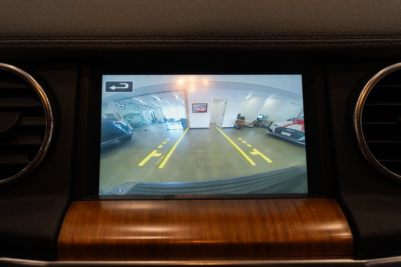 Used 2014 Land Rover LR4 HSE AWD/4WD image 11