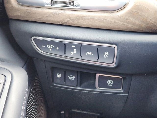 Used 2021 Genesis G90 3.3T Premium image 23