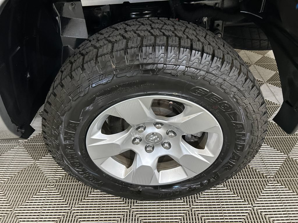 Used 2022 RAM 1500 Big Horn AWD/4WD image 11