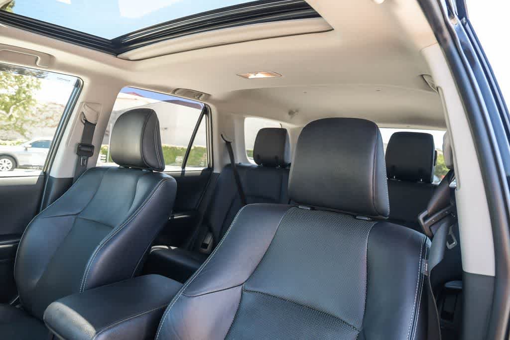 Used 2022 Toyota 4Runner Limited RWD image 18