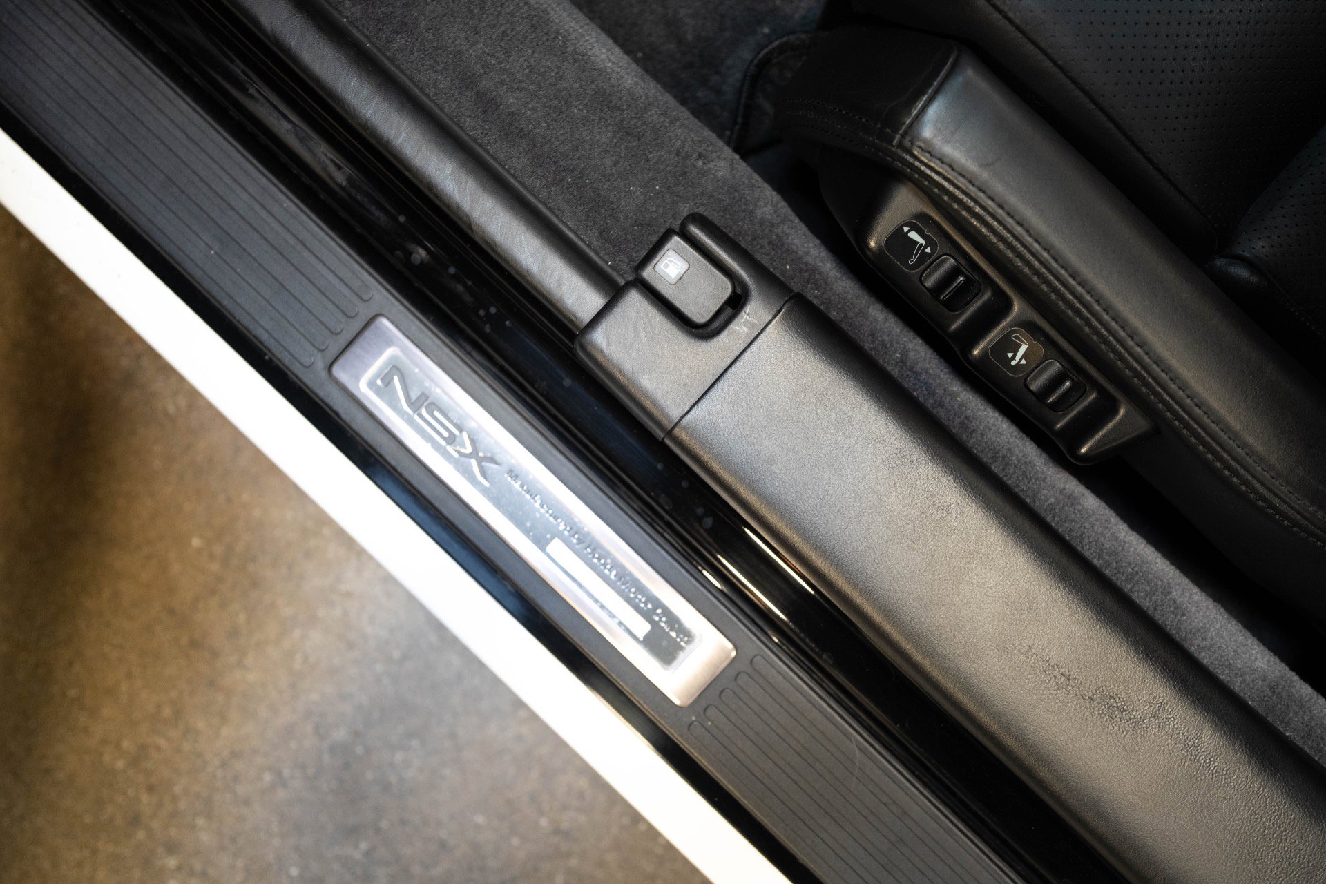 Used 2003 Acura NSX T image 63