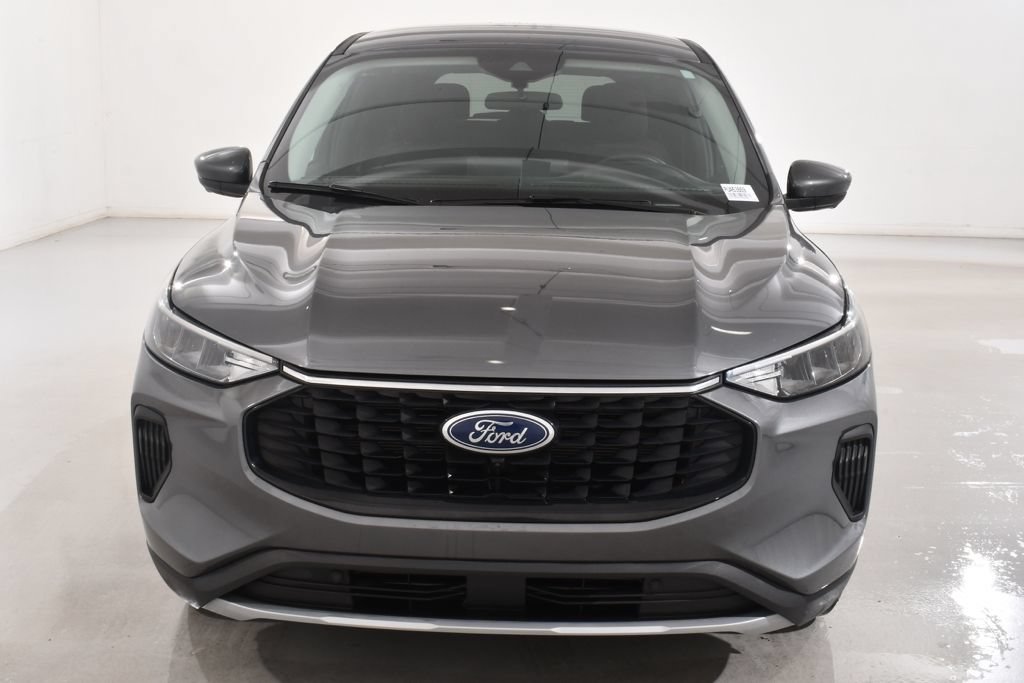 Used 2023 Ford Escape Active w/ Tech Pack #2 AWD/4WD image 3