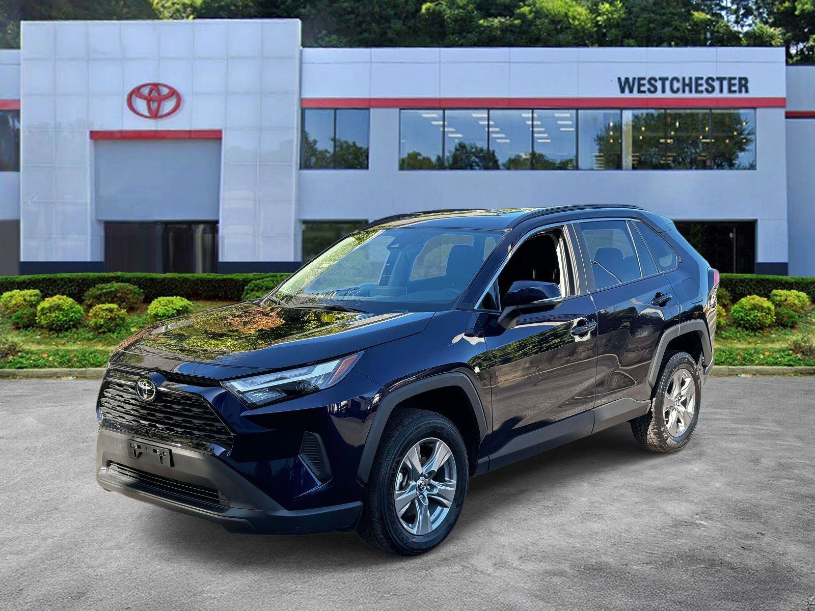 Certified 2025 Toyota RAV4 XLE AWD/4WD image 4