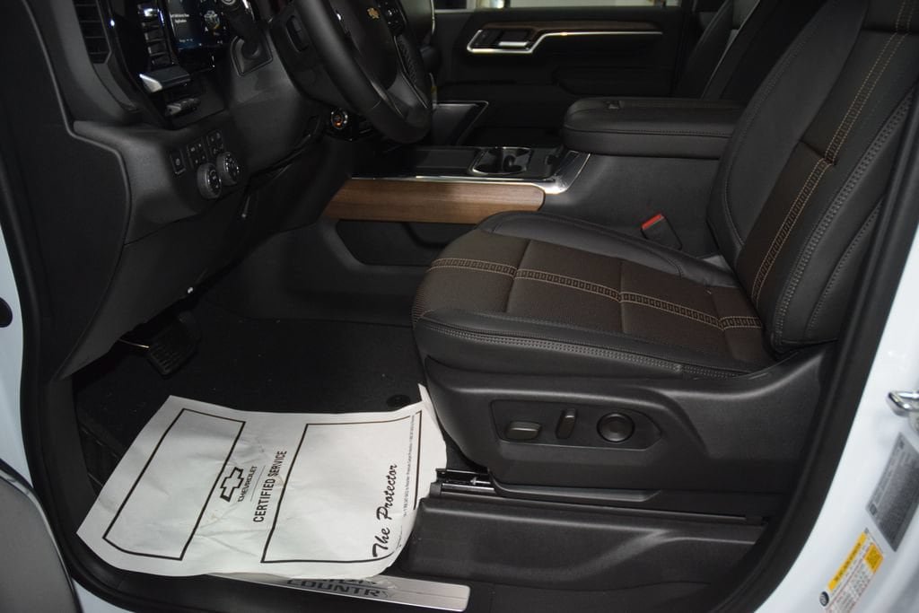New 2026 Chevrolet Silverado 2500 High Country w/ High Country Premium Package AWD/4WD image 44