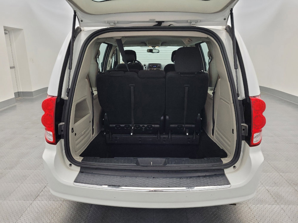Used 2016 Dodge Grand Caravan American Value Package w/ UConnect Hands-Free Group image 29