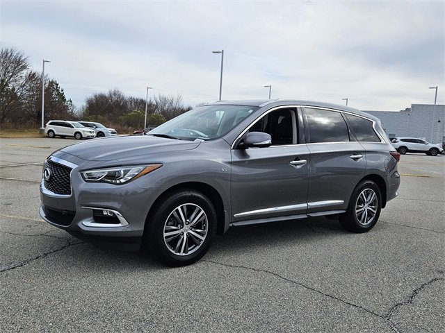 Used 2020 INFINITI QX60 Luxe w/ Essential Package image 3